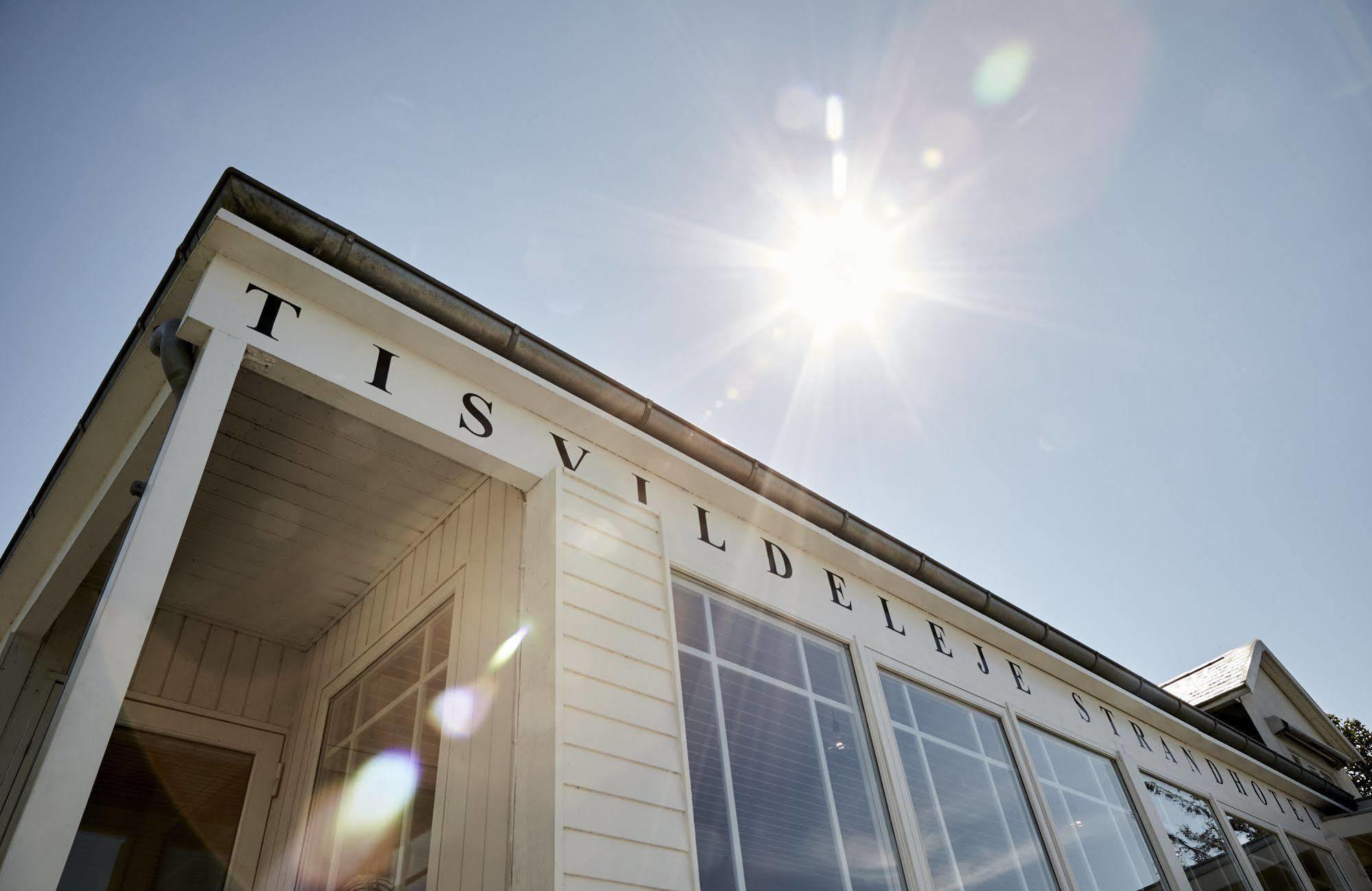 Tisvildeleje Strandhotel Exterior photo